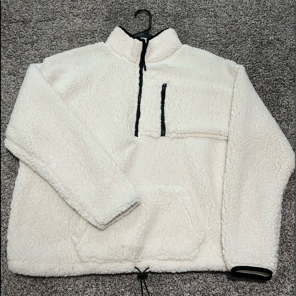 Half Zip Fuzzy White Pullover Jacket